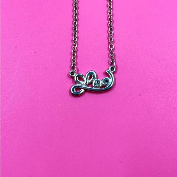 Vintage Y2K Horoscope Leo Silver Pendant Choker Necklace - Picture 4 of 5